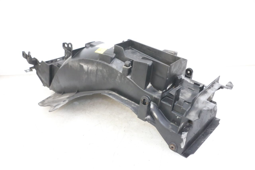 photo de PASO DE RUEDA TRASERO HONDA NTV DEAUVILLE 650 (1998 - 2001) - Detalles de los puntos de fijación