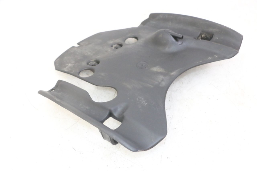 photo de PASE RUEDA TRASERO APRILIA RALLY AC 50 (1995 - 2004) - Primer plano técnico