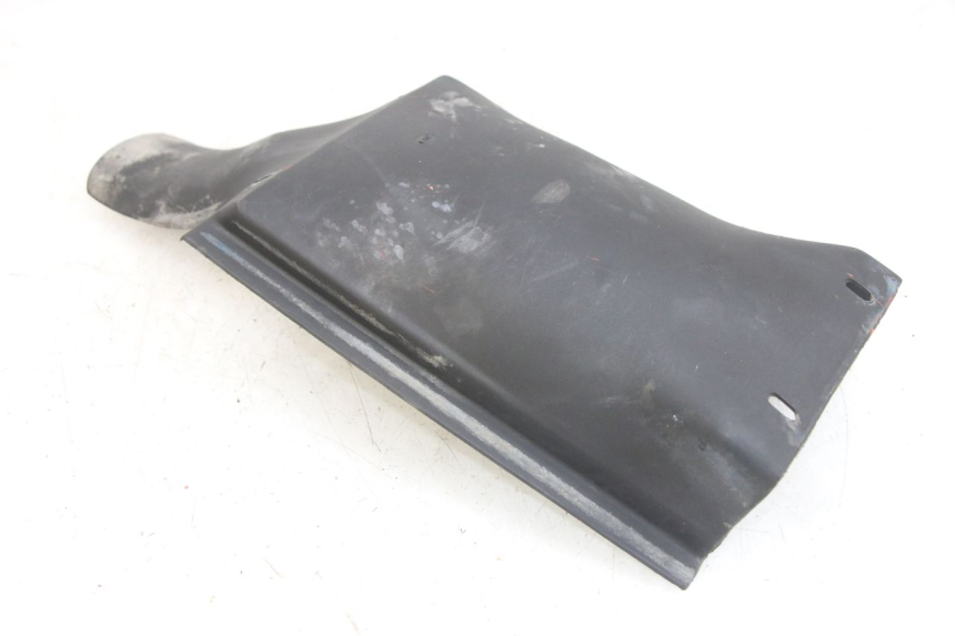 photo de PASO DE RUEDA TRASERO GILERA RK 50 (1996 - 1999) - Primer plano técnico