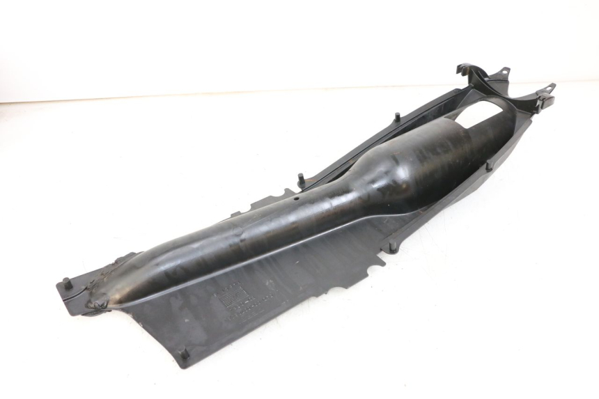 photo de PASE RUEDA TRASERO APRILIA RS 50 (2006 - 2010) - Primer plano técnico