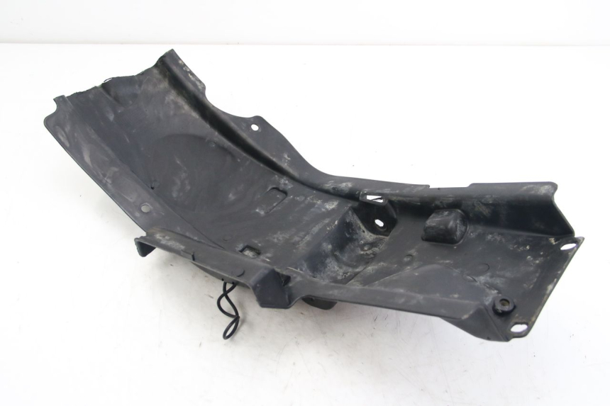 photo de PASO DE RUEDA TRASERO HYOSUNG RT KARION 125 (2003 - 2007) - Estado de la superficie y material