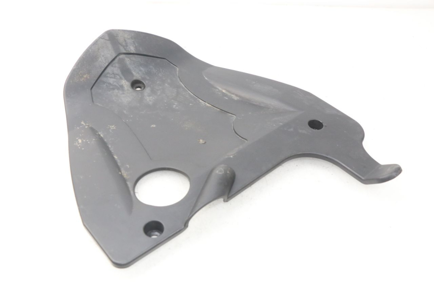 photo de PASE RUEDA TRASERO DAELIM S4 50 (2010 - 2015) - Detalle de la pieza