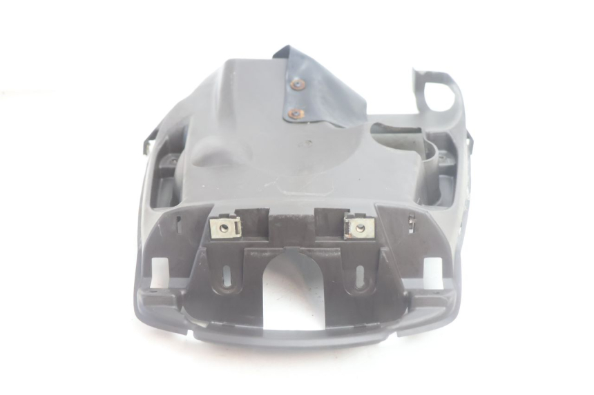 photo de PASE RUEDA TRASERO YAMAHA SLIDER 50 (1999 - 2004) - Primer plano técnico