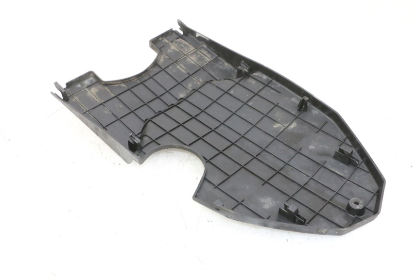 photo de PASE RUEDA TRASERO PEUGEOT SPEEDFIGHT 4 4T EFI 50 (2021 - 2025) - Detalle de la pieza