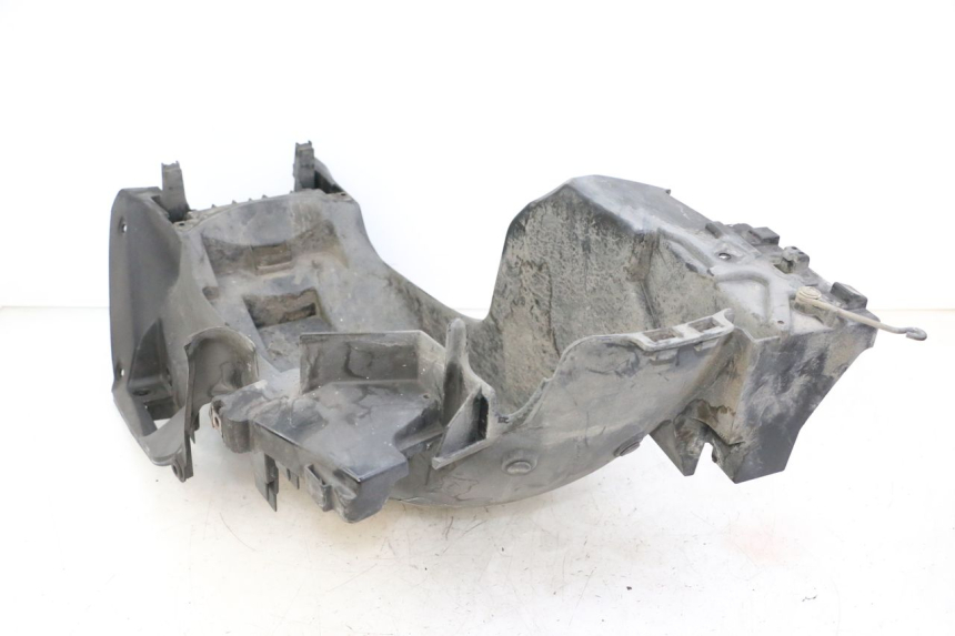 photo de PASE RUEDA TRASERO HONDA ST PAN EUROPEAN 1300 (2002 - 2013) - Detalle de la pieza