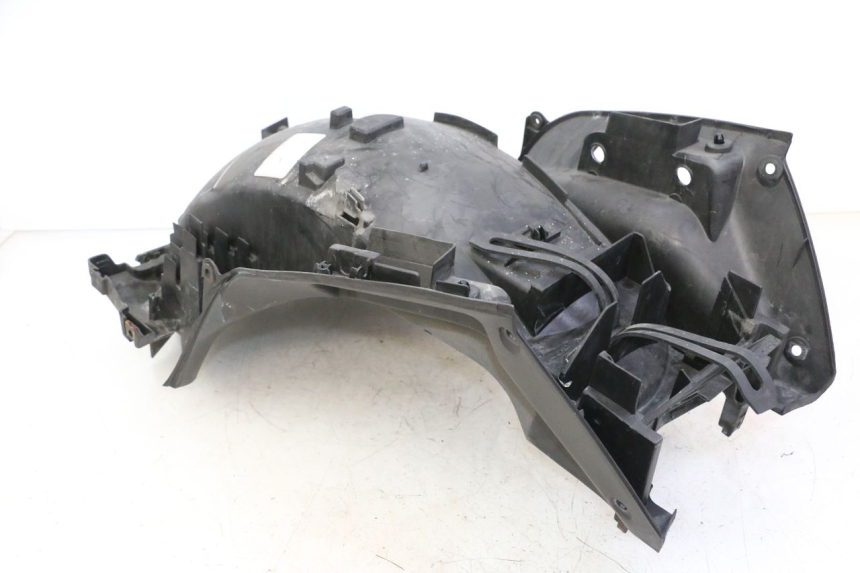 photo de PASE RUEDA TRASERO HONDA ST PAN EUROPEAN 1300 (2002 - 2013) - Detalles de los puntos de fijación