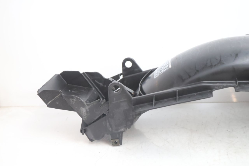 photo de PASE RUEDA TRASERO HONDA ST PAN EUROPEAN 1100 (1990 - 2002) - Primer plano técnico