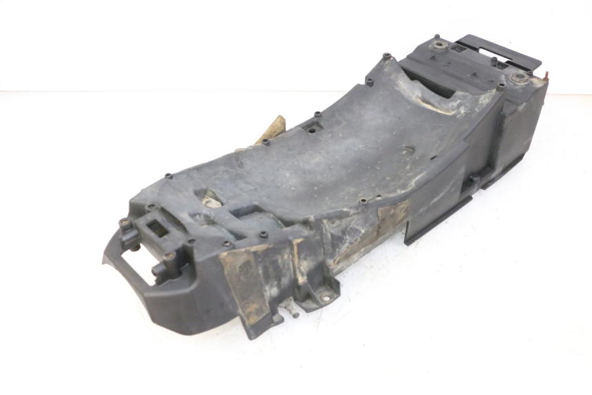 photo de PASE RUEDA TRASERO KTM SUPERENDURO R 950 (2005 - 2009) - Primer plano técnico