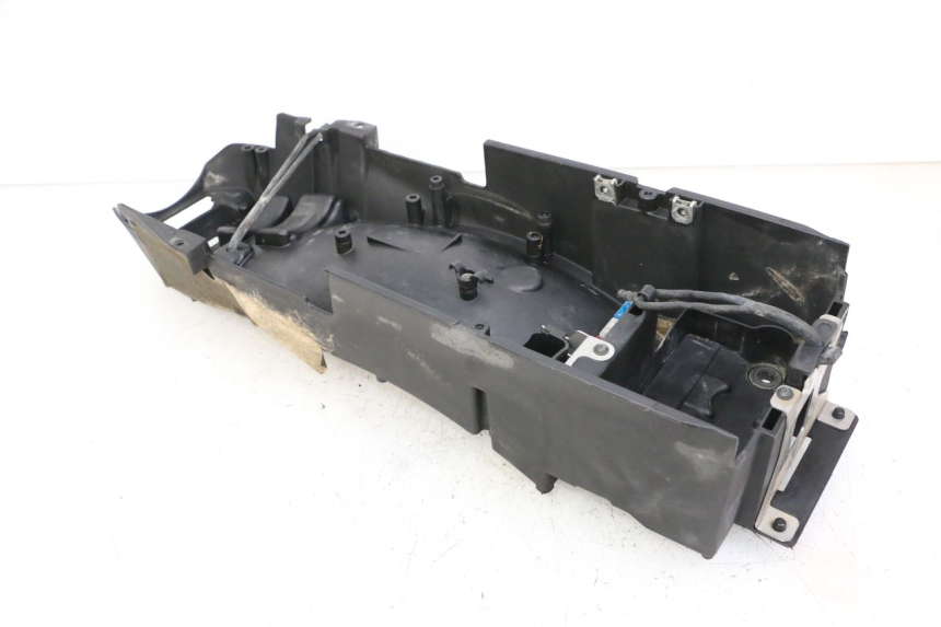 photo de PASE RUEDA TRASERO KTM SUPERENDURO R 950 (2005 - 2009) - Detalles de los puntos de fijación