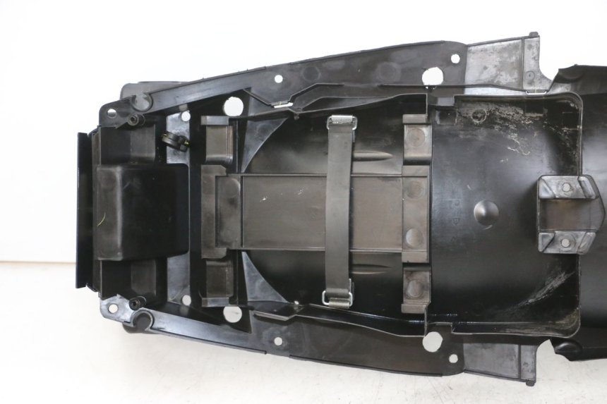 photo de PASE RUEDA TRASERO YAMAHA TDM ABS 900 (2002 - 2014) - Otra vista del artículo