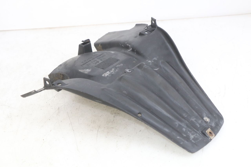 photo de PASO DE RUEDA TRASERO PEUGEOT TREKKER 50 (1998 - 2004) - Primer plano técnico