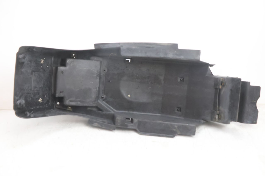 photo de PASO DE RUEDA TRASERO HONDA VFR FI RC46 800 (1998 - 2001) - Estado de la superficie y material
