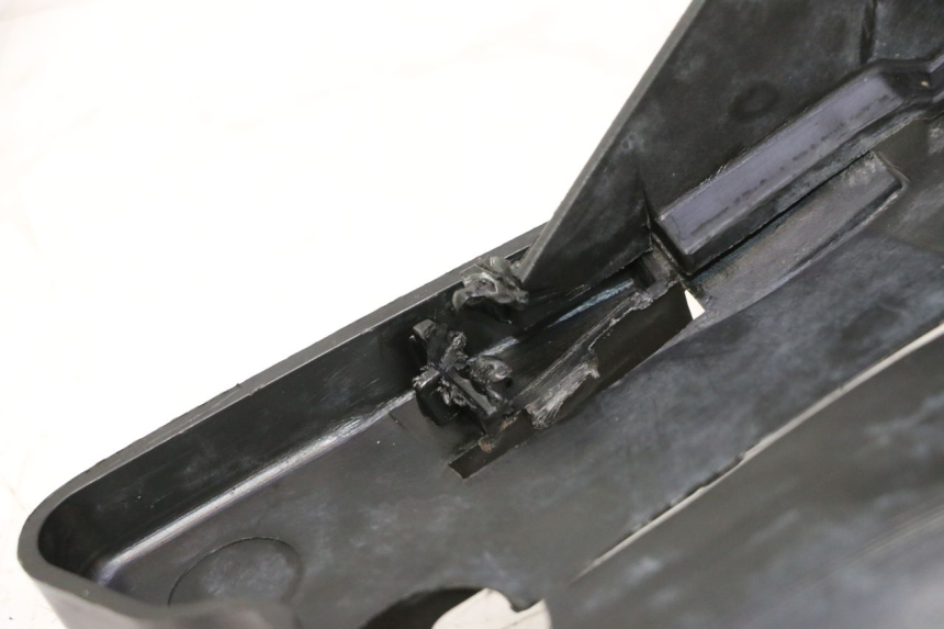photo de PASE RUEDA TRASERO PEUGEOT VIVACITY 50 (2004 - 2009) - Otra perspectiva