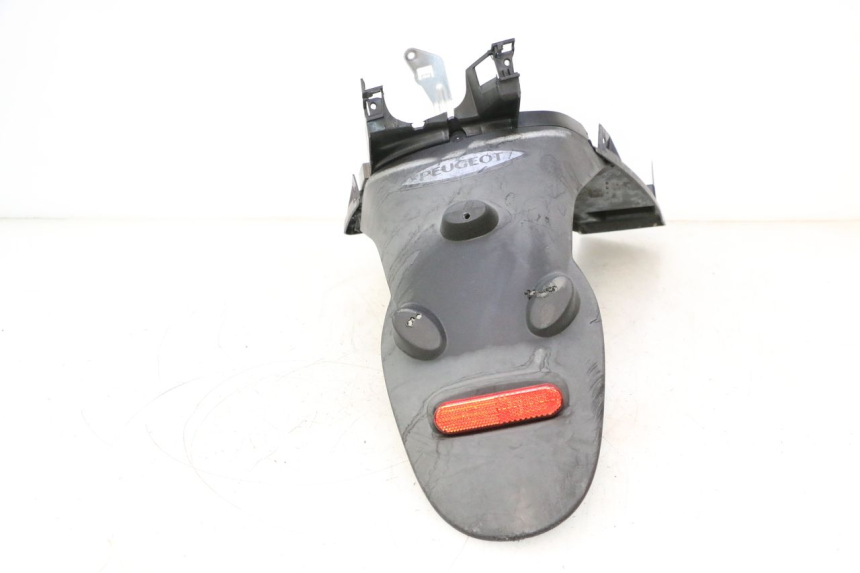photo de PASE RUEDA TRASERO PEUGEOT VIVACITY 50 (2004 - 2009) - Estado de la superficie y material