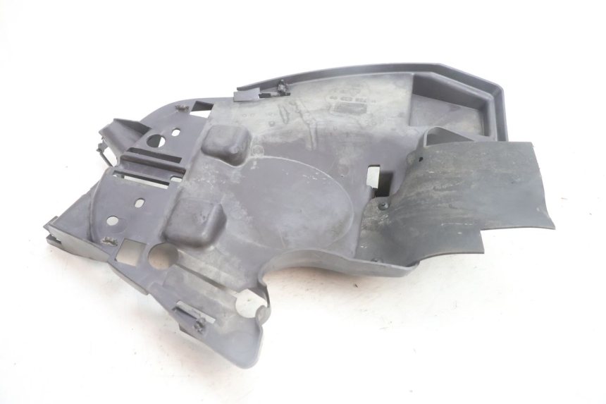 photo de PASE RUEDA TRASERO PEUGEOT VIVACITY 100 (1999 - 2008) - Vista general del producto