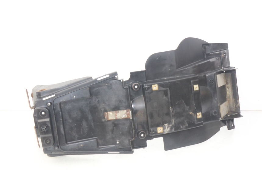 photo de PASO DE RUEDA TRASERO SUZUKI XF FREEWIND 650 (1997 - 2003) - Detalles de los puntos de fijación