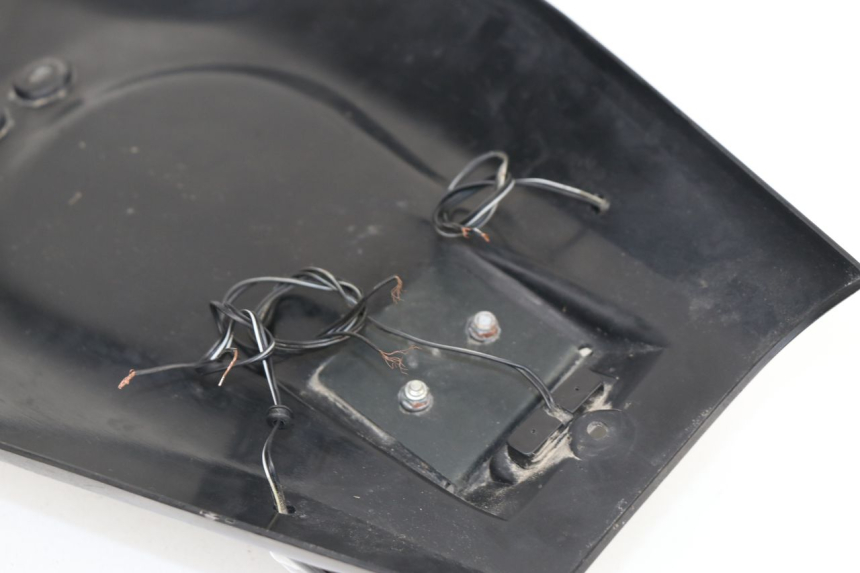 photo de PASE RUEDA TRASERO YAMAHA YZF R 125 (2008 - 2013) - Otra perspectiva