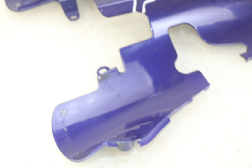 photo de PASO DE RUEDA TRASERO YAMAHA YZF R1 1000 (2007 - 2008) - Detalles de los puntos de fijación