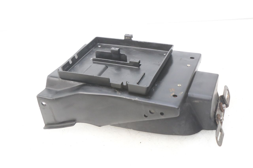 photo de PASO DE RUEDA TRASERO KAWASAKI ZZR 600 (1995 - 2004) - Otra perspectiva