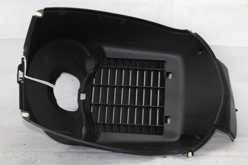 photo de PASE RUEDA DELANTERO PEUGEOT SATELIS COMPRESSOR K15 125 (2006 - 2009) - Detalle de la pieza