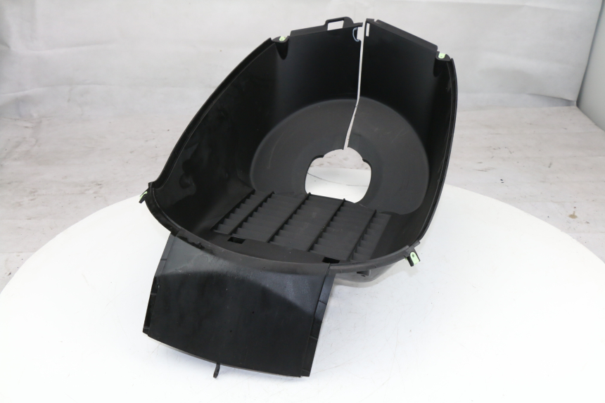 photo de PASE RUEDA DELANTERO PEUGEOT SATELIS COMPRESSOR K15 125 (2006 - 2009) - Otra perspectiva