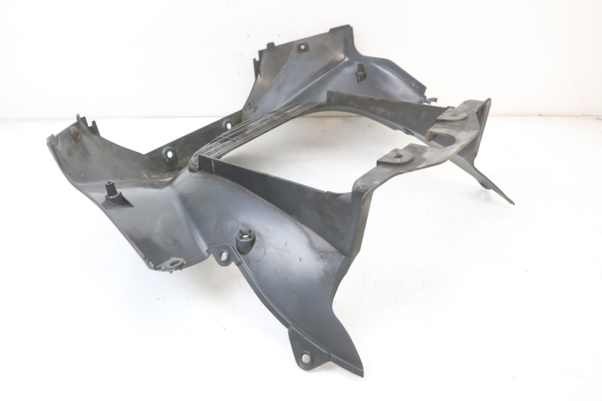 photo de PASO DE RUEDA DELANTERO SUZUKI BURGMAN 125 (2007 - 2014) - Estado de la superficie y material
