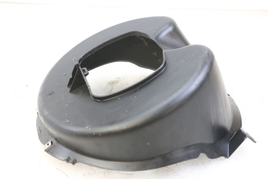 photo de PASE RUEDA DELANTERO PIAGGIO FLY 2T 50 (2004 - 2017) - Primer plano técnico