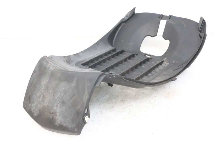 photo de PASE RUEDA DELANTERO PEUGEOT GEOPOLIS RS 125 (2007 - 2009) - Primer plano técnico