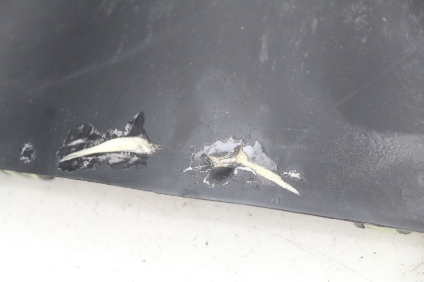 photo de PASO DE RUEDA DELANTERO PEUGEOT KISBEE 2T 50 (2010 - 2017) - Estado de la superficie y material