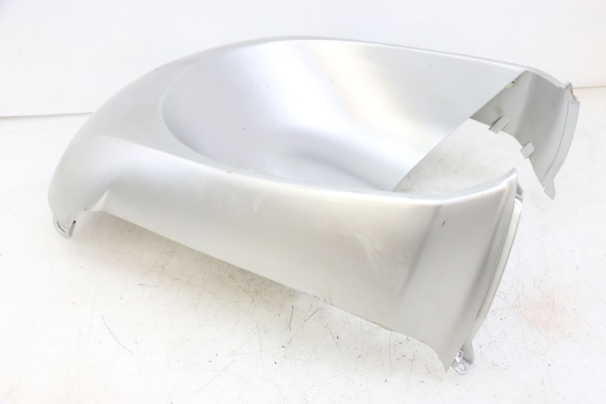 photo de PASO DE RUEDA DELANTERO PEUGEOT KISBEE 2T 50 (2018 - 2022) - Enfoque en la estructura