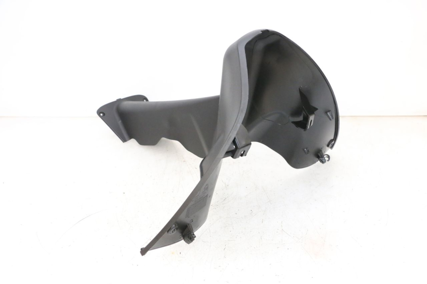 photo de PASE RUEDA DELANTERO PIAGGIO MP3 HPE 300 (2019 - 2026) - Estado de la superficie y material