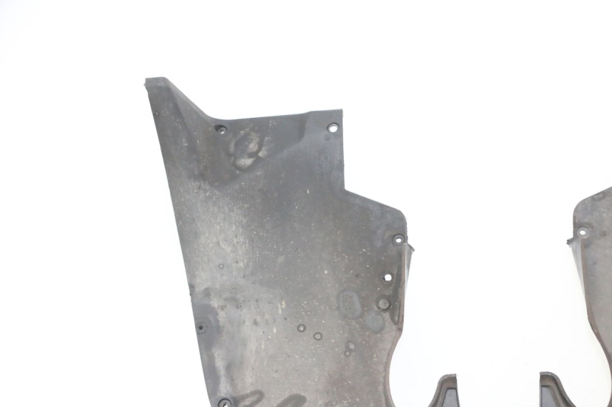 photo de PASO DE RUEDA DELANTERO PIAGGIO MP3 LT 400 (2007 - 2012) - Características distintivas