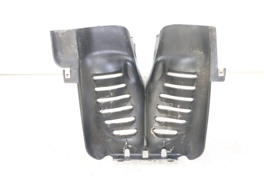 photo de PASE RUEDA DELANTERO PIAGGIO MP3 LT 300 (2010 - 2016) - Primer plano técnico