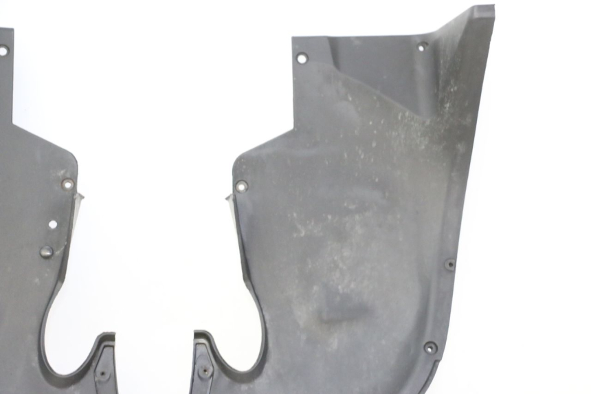 photo de PASE RUEDA DELANTERO PIAGGIO MP3 RL 250 (2006 - 2010) - Detalles de los puntos de fijación