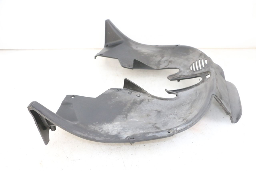 photo de PASE RUEDA DELANTERO PIAGGIO MP3 500 (2016 - 2018) - Primer plano técnico