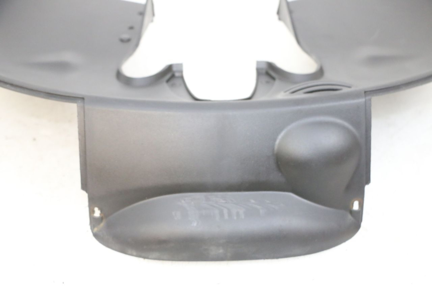 photo de PASE RUEDA DELANTERO PIAGGIO MP3 RL 250 (2006 - 2010) - Detalles de los puntos de fijación