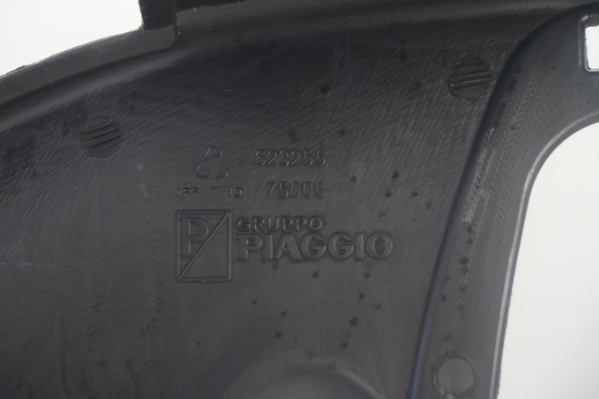 photo de PASE RUEDA DELANTERO PIAGGIO MP3 500 (2016 - 2018) - Estado de la superficie y material
