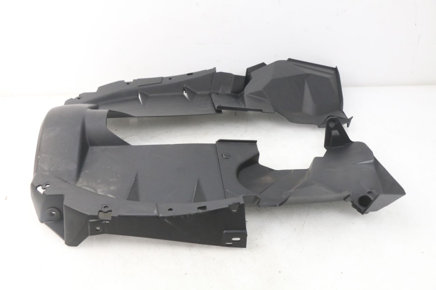 photo de PASE RUEDA DELANTERO MBK MW TRYPTIK 125 (2017 - 2022) - Primer plano técnico