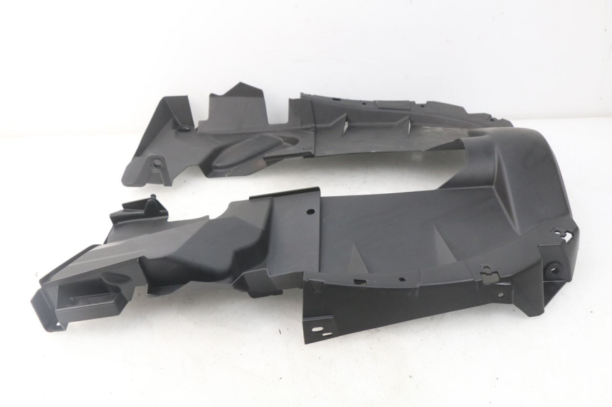 photo de PASE RUEDA DELANTERO MBK MW TRYPTIK 125 (2017 - 2022) - Detalles de los puntos de fijación