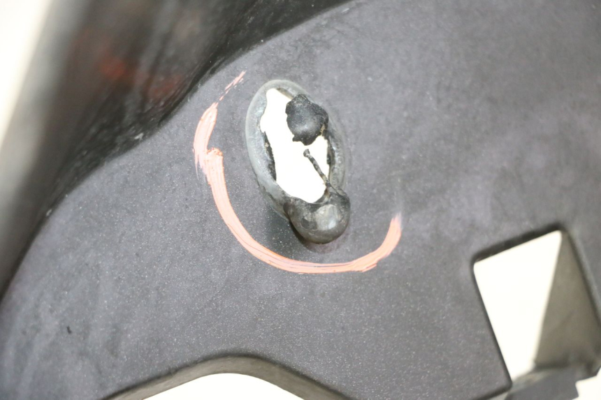 photo de PASE RUEDA DELANTERO PIAGGIO NEW TYPHOON 50 (2010 - 2017) - Detalles de los puntos de fijación