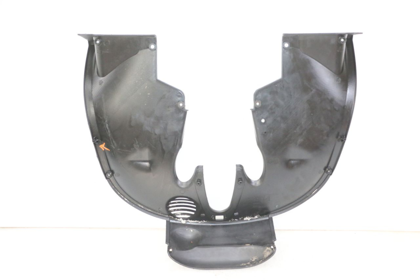 photo de PASO DE RUEDA DELANTERO PIAGGIO MP3 LT 400 (2007 - 2012) - Primer plano técnico