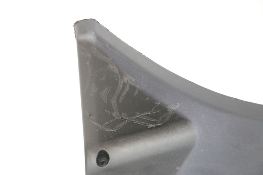 photo de PASO DE RUEDA DELANTERO PIAGGIO MP3 LT 400 (2007 - 2012) - Detalles de los puntos de fijación