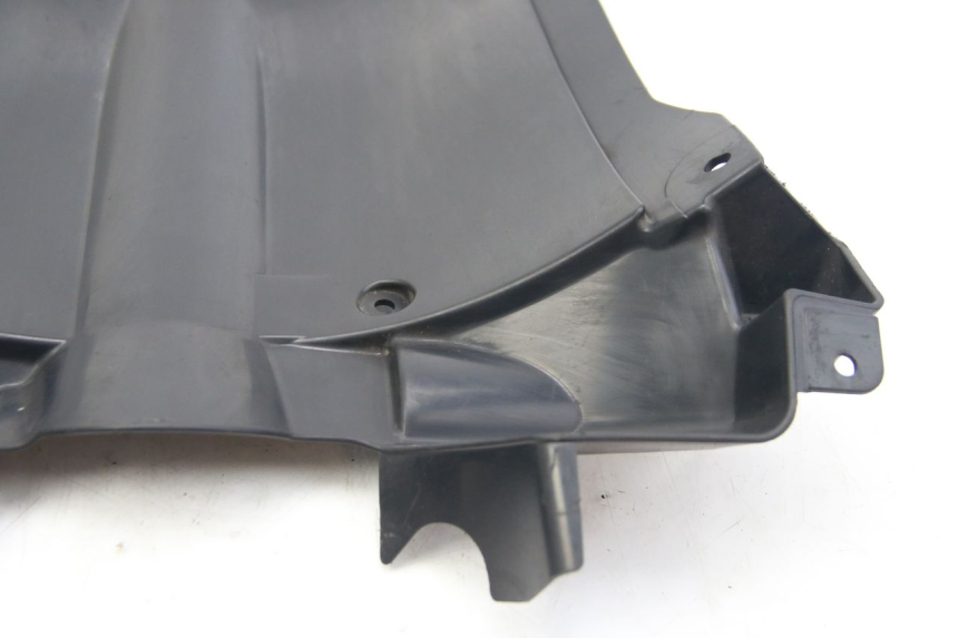 photo de PASO DE RUEDA DELANTERO SUZUKI SIXTEEN 125 (2008 - 2010) - Características distintivas