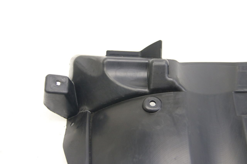 photo de PASO DE RUEDA DELANTERO SUZUKI SIXTEEN 125 (2008 - 2010) - Otra perspectiva