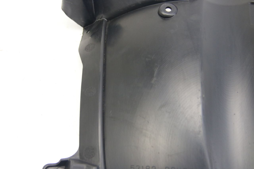 photo de PASO DE RUEDA DELANTERO SUZUKI SIXTEEN 125 (2008 - 2010) - Primer plano técnico