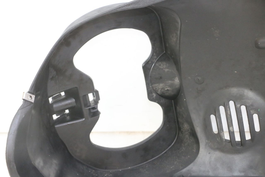 photo de PASE RUEDA DELANTERO APRILIA SR 2T 50 (2018 - 2022) - Detalles de los puntos de fijación