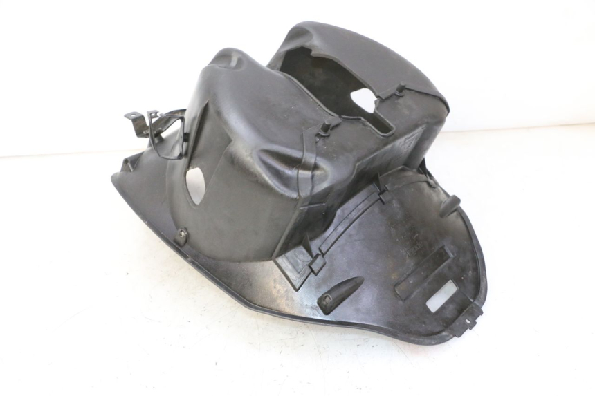 photo de PASE RUEDA DELANTERO APRILIA SR R 2T LC 50 (2018 - 2021) - Primer plano técnico