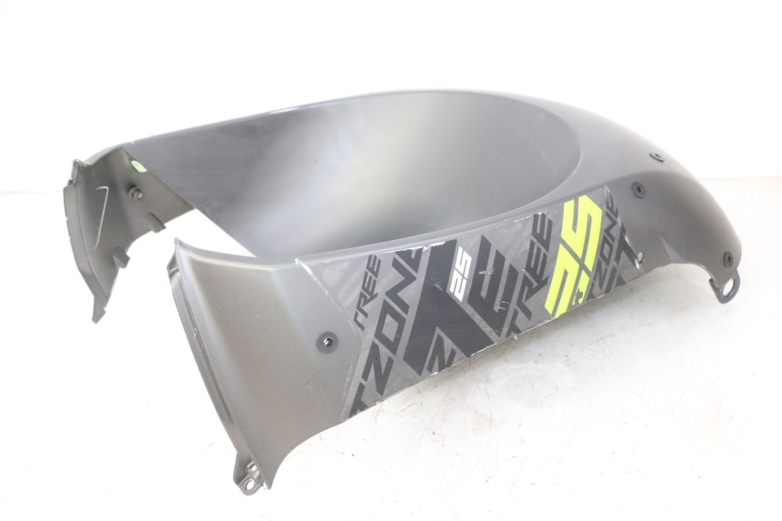 photo de PASE RUEDA DELANTERO PEUGEOT STREETZONE I NAKED 2T 50 (2018 - 2020) - Estado de la superficie y material