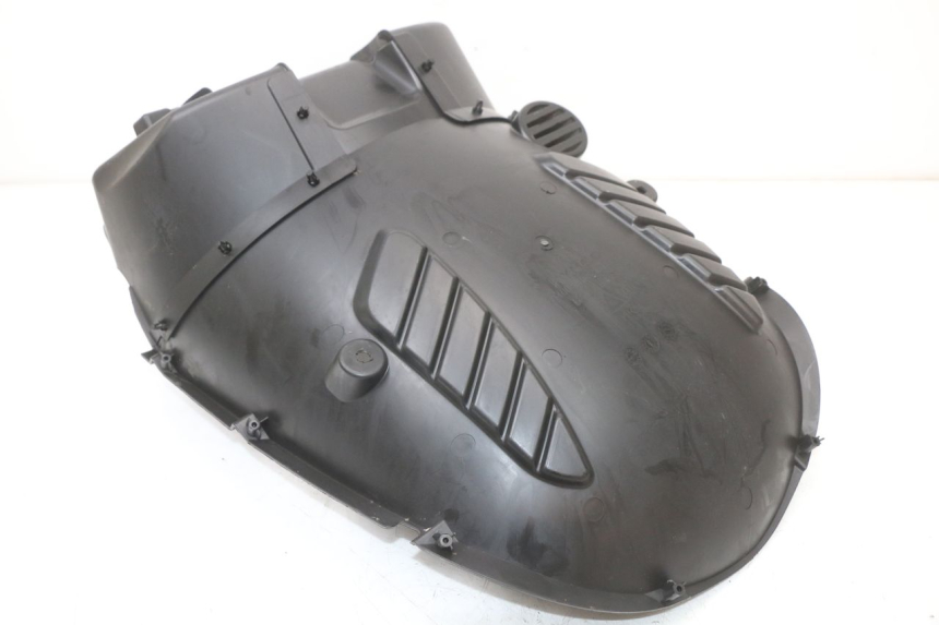 photo de PASE RUEDA DELANTERO KYMCO SUPER 8 4T 50 (2021 - 2024) - Primer plano técnico