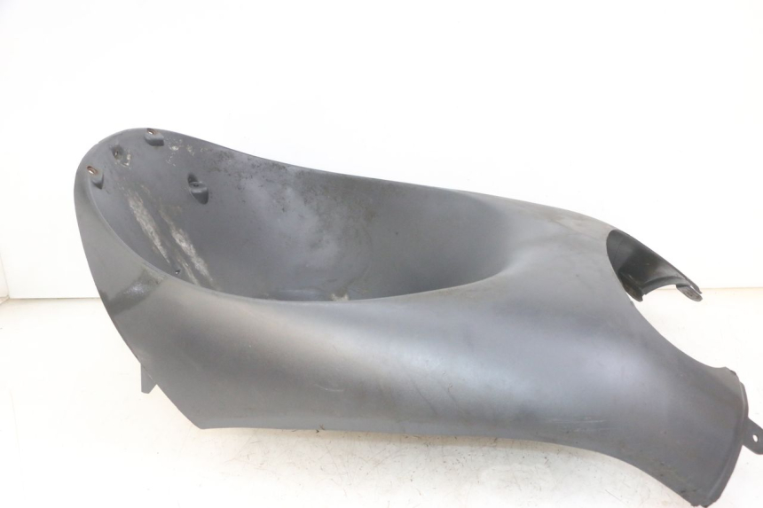 photo de PASE RUEDA DELANTERO PIAGGIO SUPER LX 125 (2000 - 2003) - Estado de la superficie y material